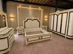 LIT IMPRARATOR  lit vip+2coffres+penderie+1coiffeuse avec miroir 